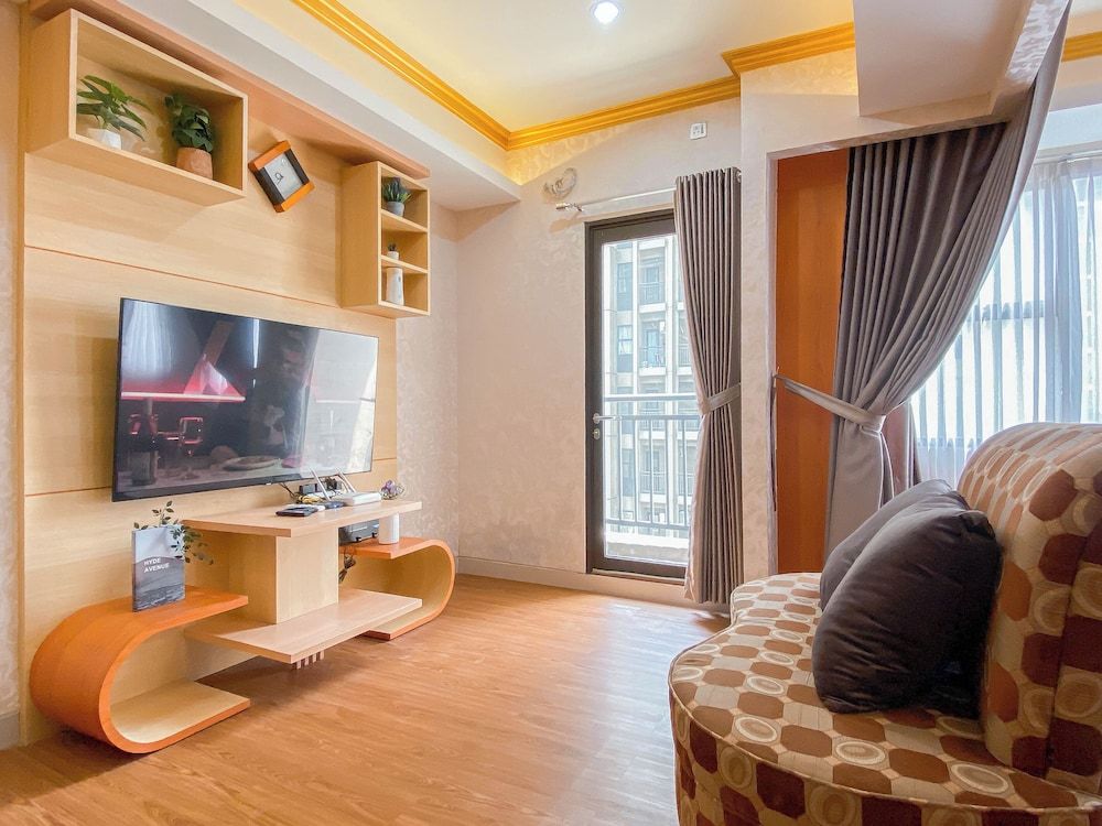 Good Place And Spacious Studio Transpark Cibubur Apartment Studio 13