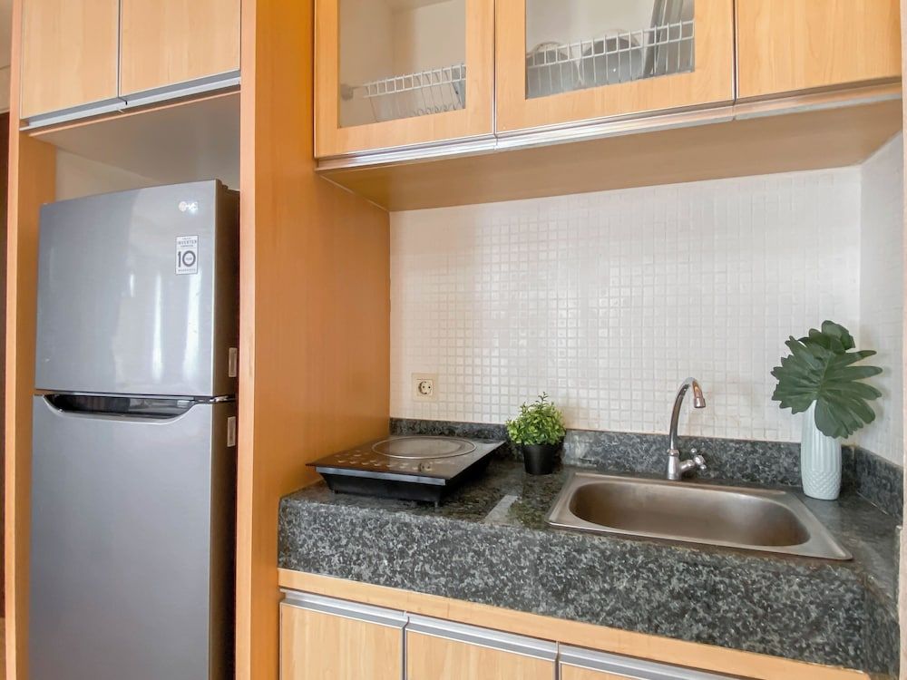 Good Place And Spacious Studio Transpark Cibubur Apartment Studio 6