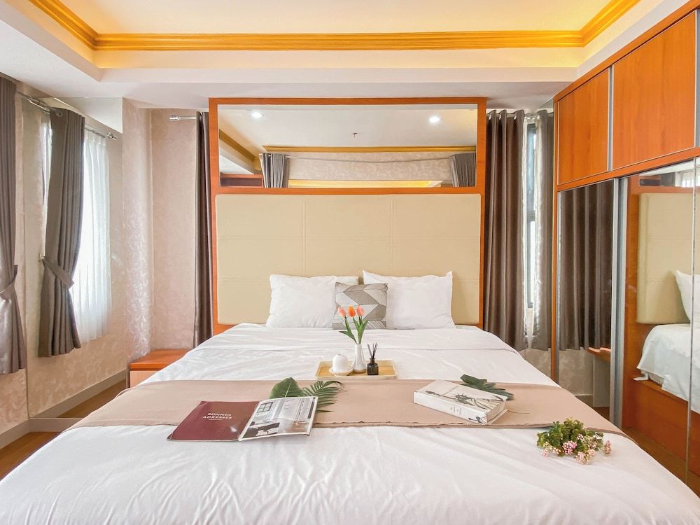 Good Place And Spacious Studio Transpark Cibubur Apartment Studio 4