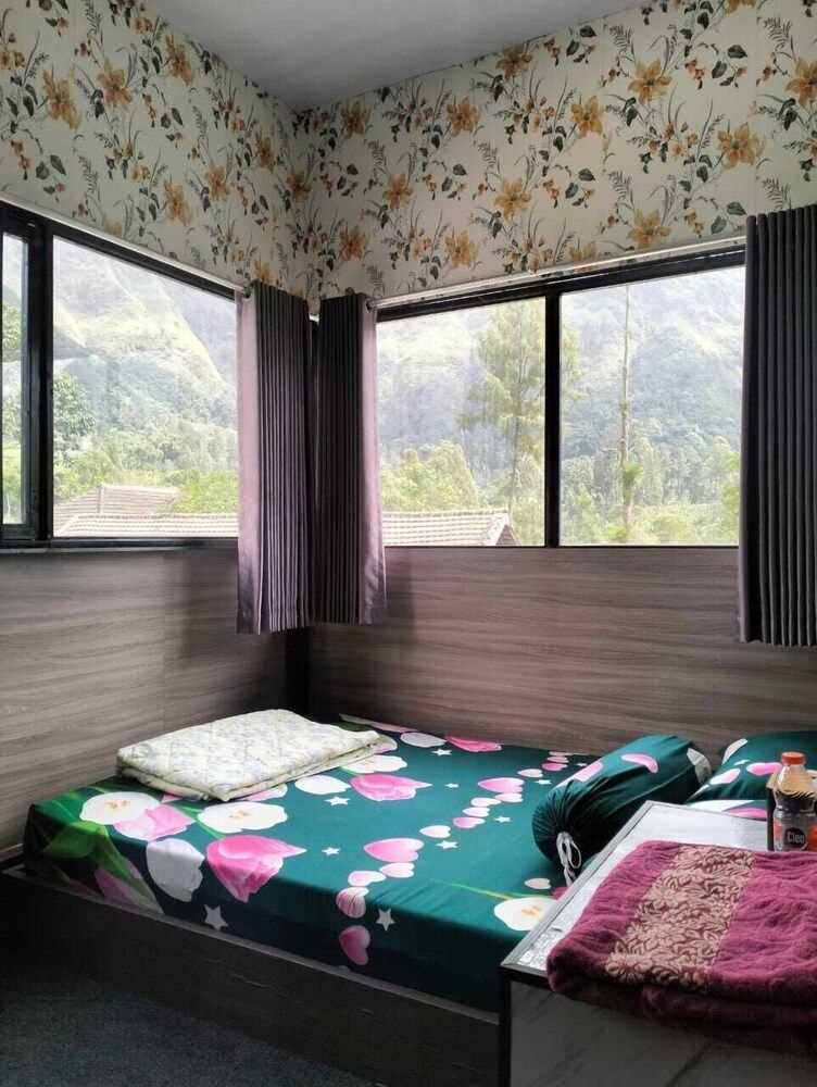 Villa Paiton Bromo Standard Double Room 3