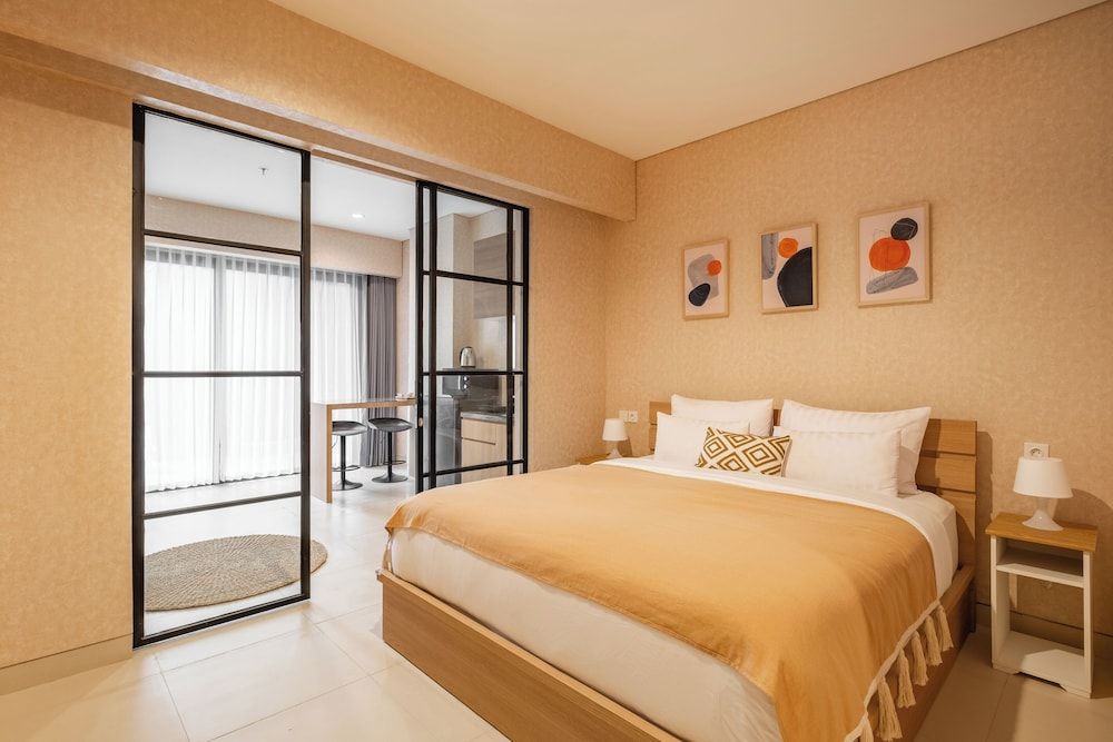 Deluxe Apartment
