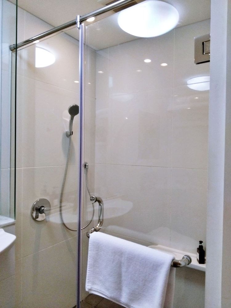 KoenoKoeni Boutique Hotel Deluxe Double Room, 1 Queen Bed 11