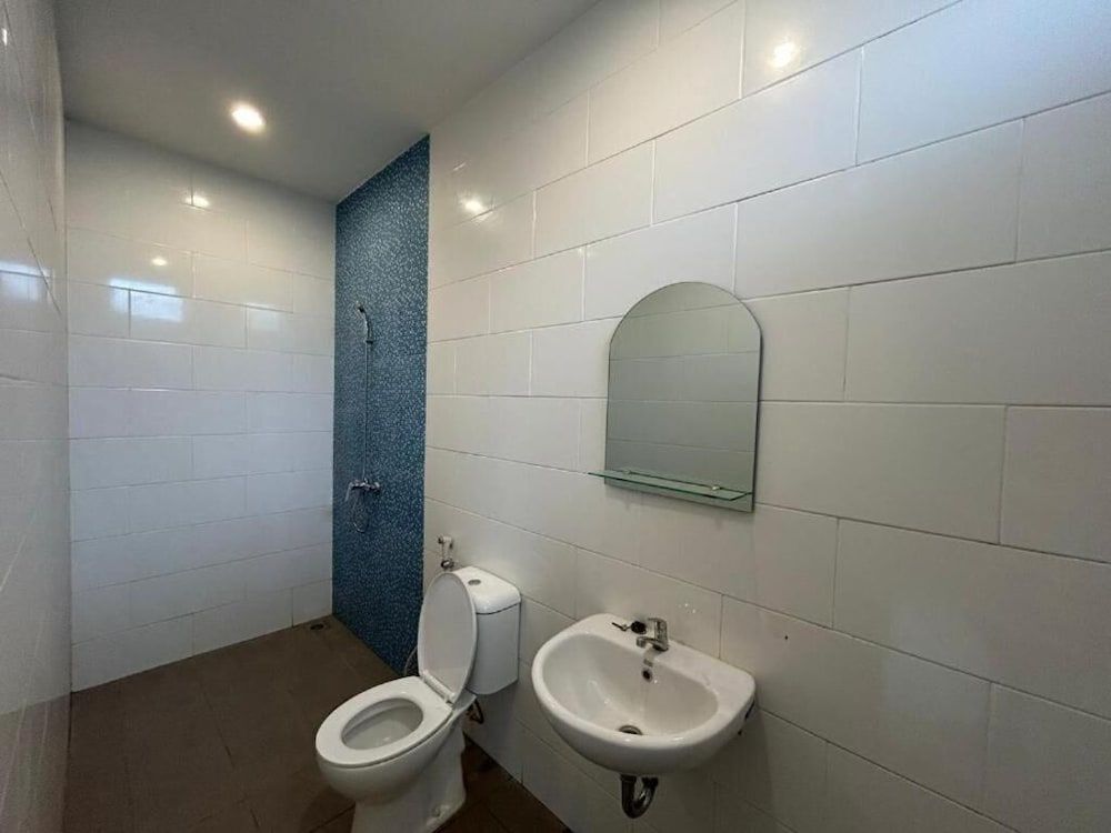 Savira Serenity Hotel Deluxe Double Room, Balcony, Garden View 8