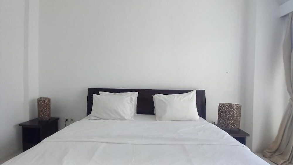 Savira Serenity Hotel Deluxe Double Room, Balcony, Garden View 2