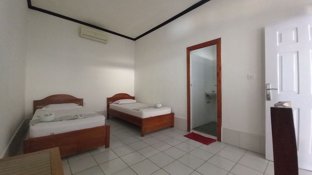 Hotel Bajo Standard Twin Room, Balcony 2