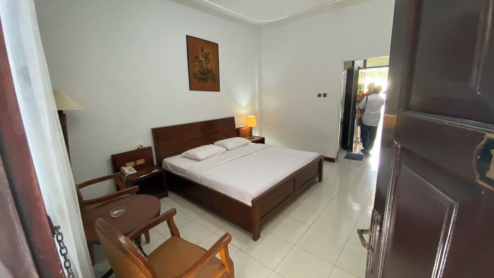 Collection O Pekalongan Near Pasar Batik Setono Formerly Hotel Jayadipa Standard Suite 2