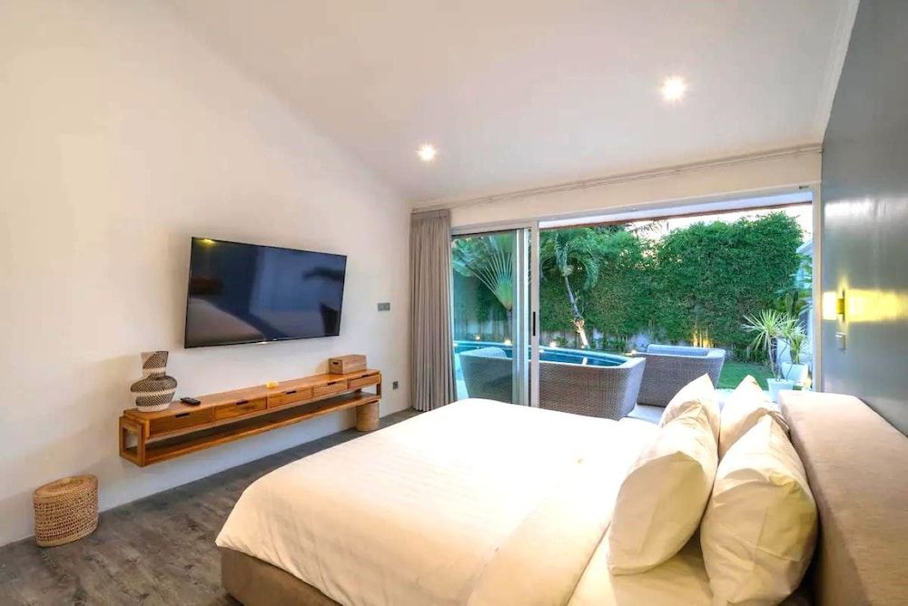 Basic Villa, 3 Bedrooms, Pool View