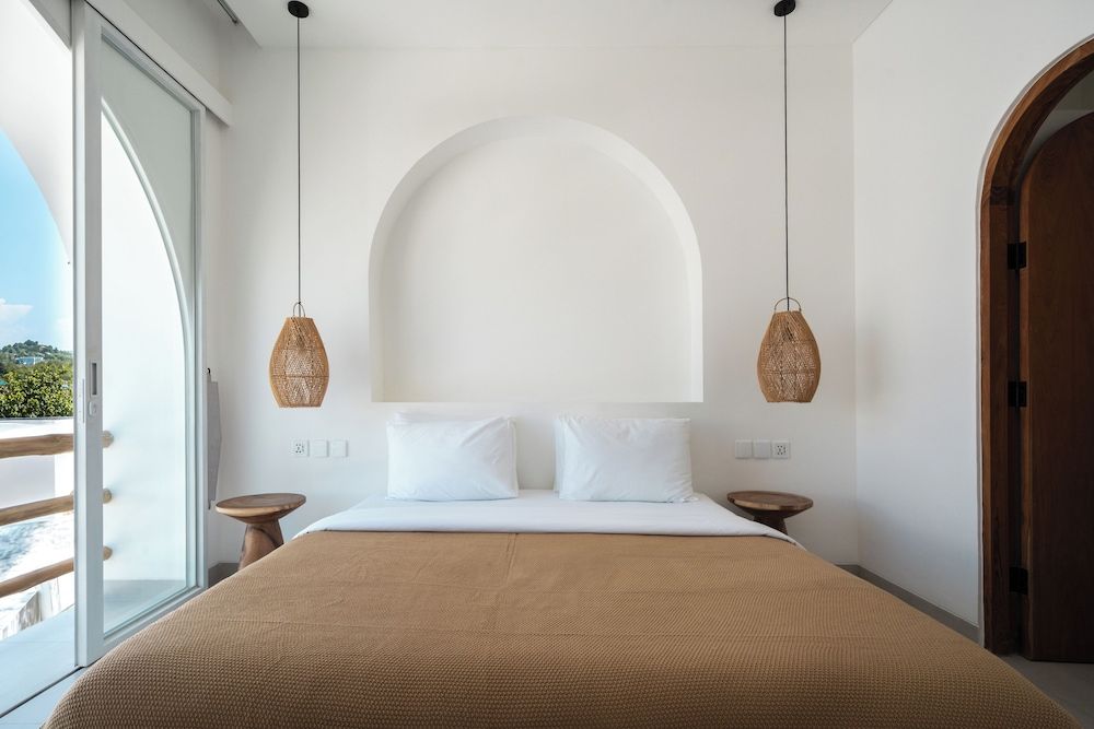 Deluxe Villa, 2 Bedrooms, Balcony, Pool View