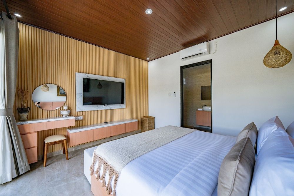 Deluxe Villa, 2 Bedrooms, Patio, Pool View