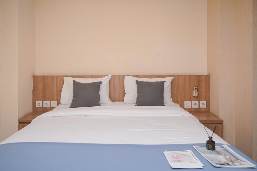 Spacious and Elegant 3BR at Great Western Apartment