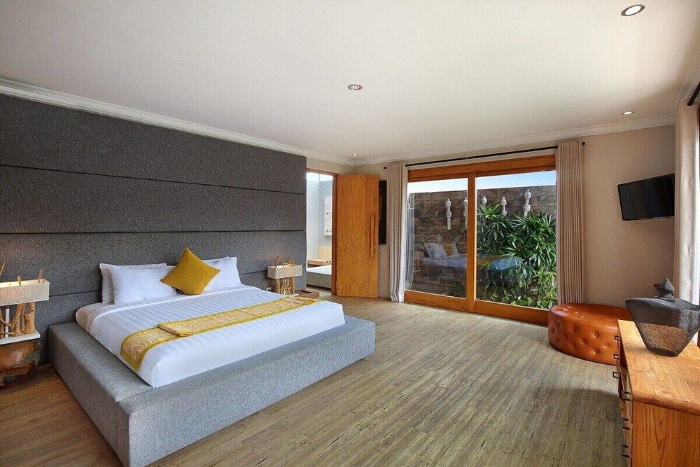 Villa, Multiple Bedrooms, Pool View
