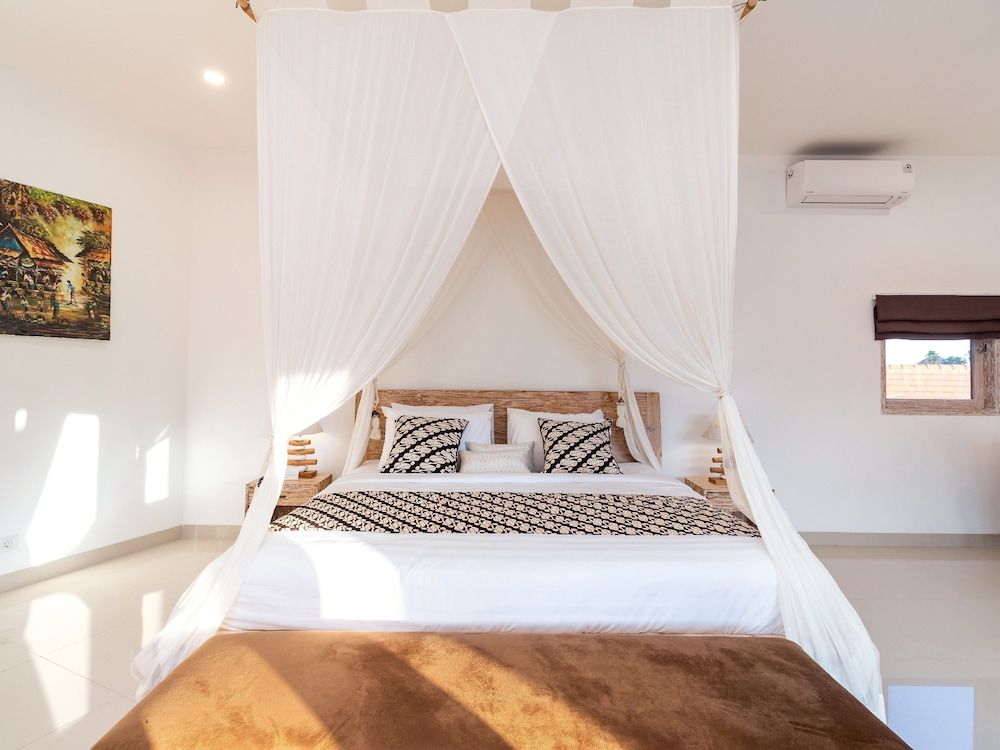 Family Villa (7 Bedrooms)
