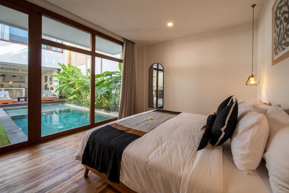 Villa, 4 Bedrooms, Smoking, Private Pool