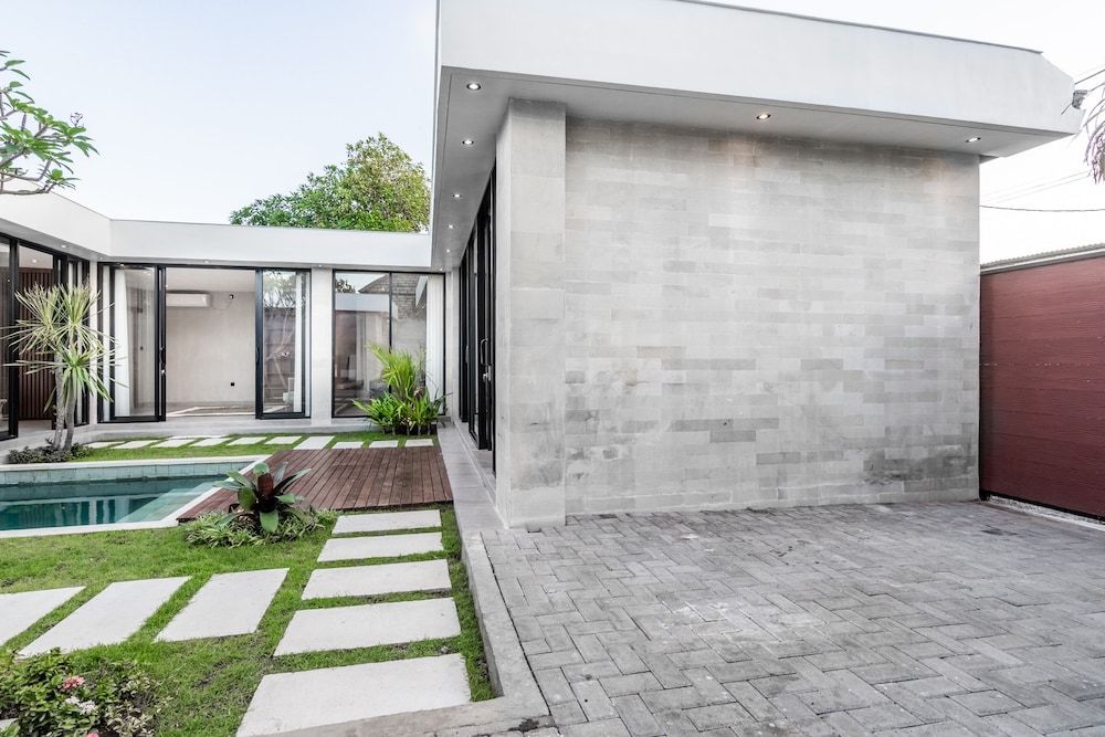 Garuda Villa