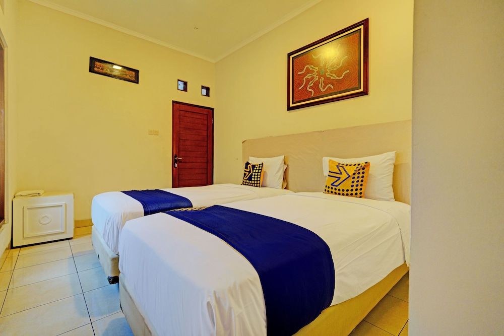 Basic Triple Room