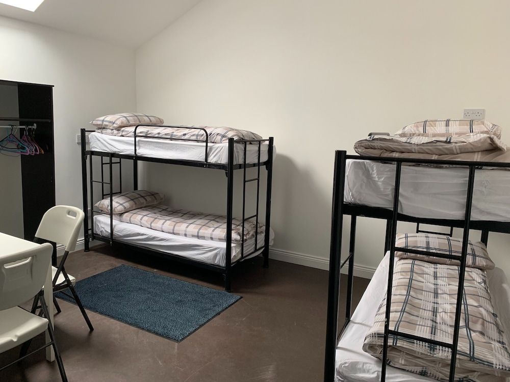 Standard 6 Bed Mixed Dormitory