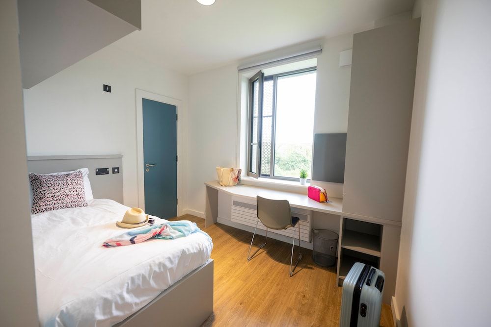 Dunlin Village Single Room