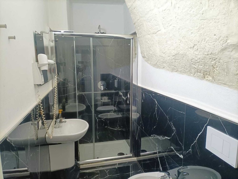 Exclusive Triple Room