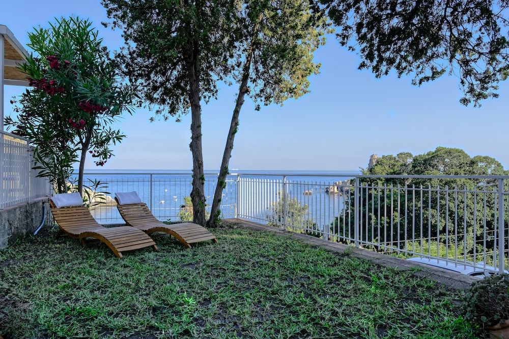 PARADISEA TAORMINA Superior Apartment 8