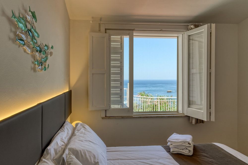 PARADISEA TAORMINA Panoramic Apartment 12