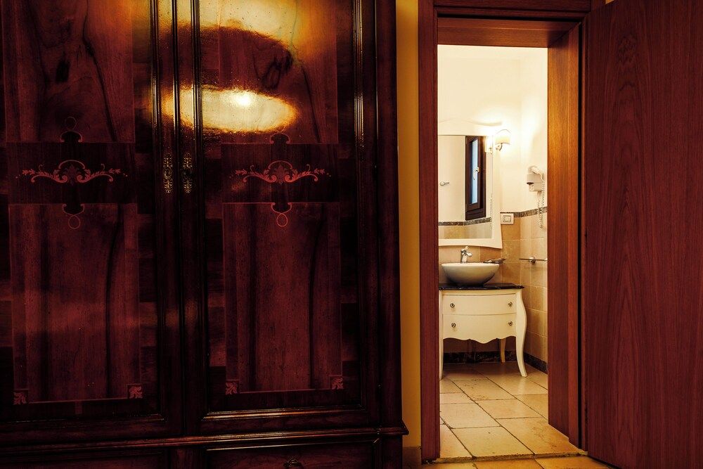 Hotel Vico Regio Superior Triple Room 3