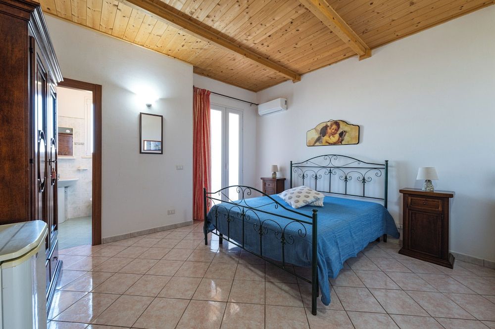 Room (BAIA DEI TURCHI)