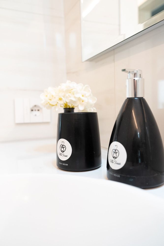 Villa Tosati Deluxe Room 7