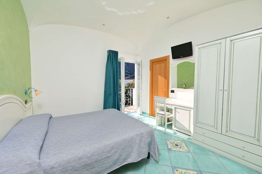 Superior Double or Twin Room, Balcony, Mountain View
