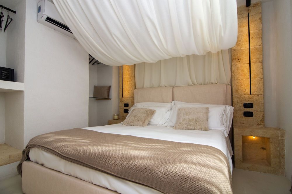 Luxury Suite