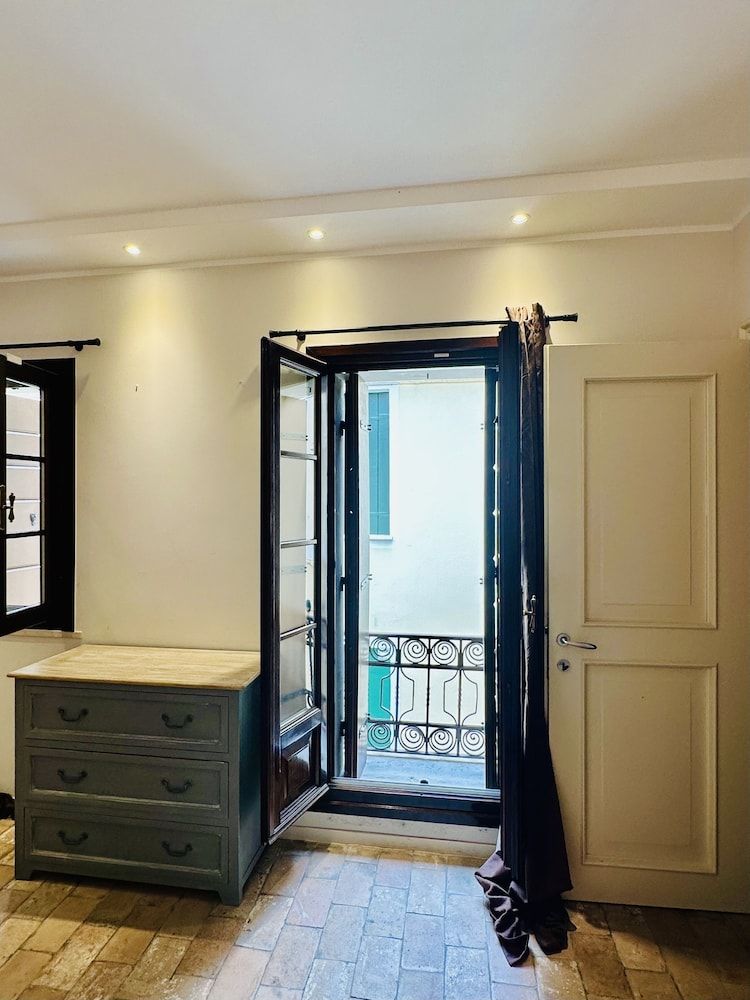 Ca' degli Uberti Dimora Storica Exclusive Apartment 11