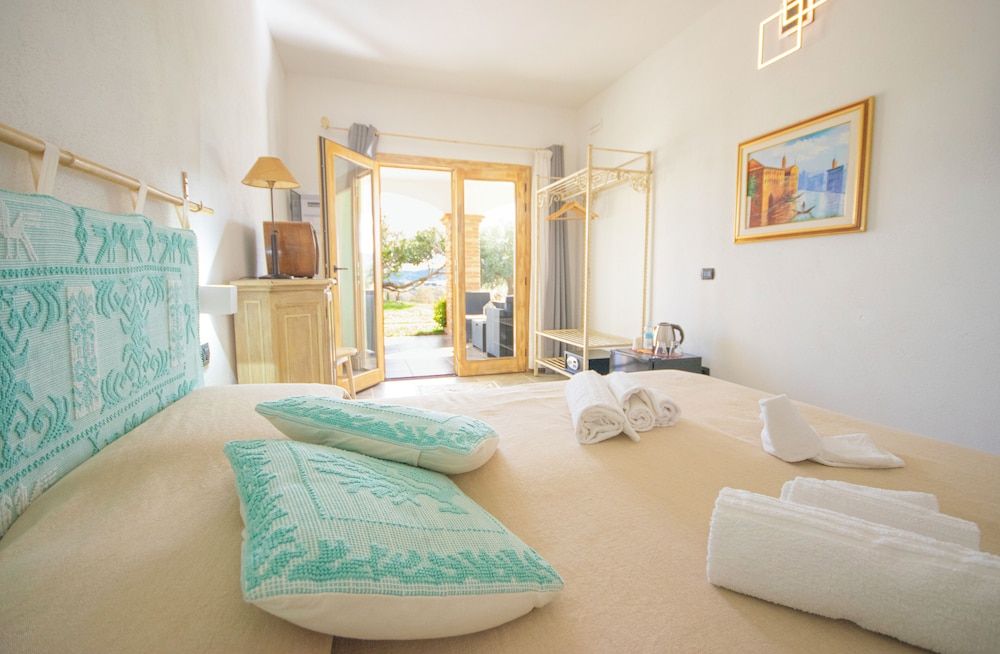 Comfort Double Room, Partial Sea View