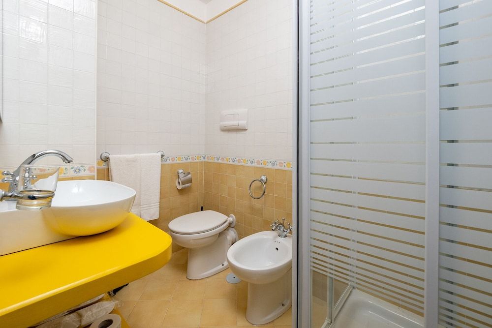 Marea Luxury Rooms Superior Double Room 4