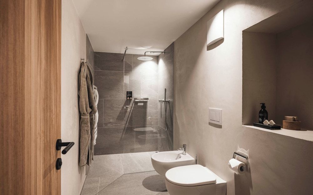 Ansitz Heufler by Norbert Niederkofler Junior Suite, 1 Queen Bed with Sofa bed, Non Smoking 5