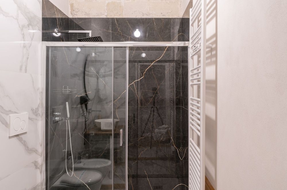 SoClà Boutique Hotel Deluxe Room, 1 Bedroom, Ensuite, City View 4