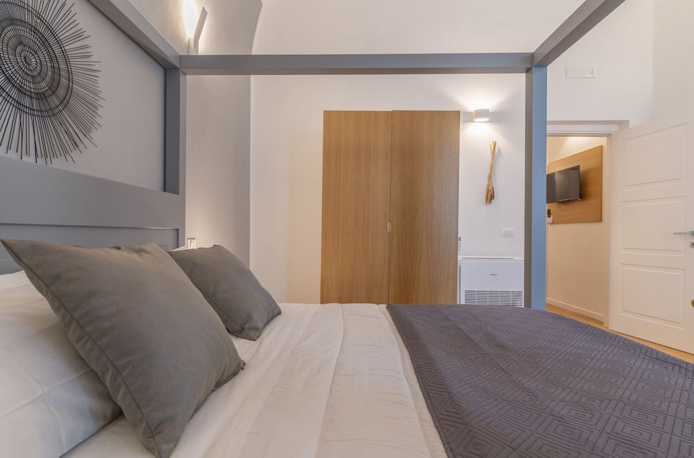 SoClà Boutique Hotel Exclusive Suite, 1 Bedroom, Private Bathroom, City View 4