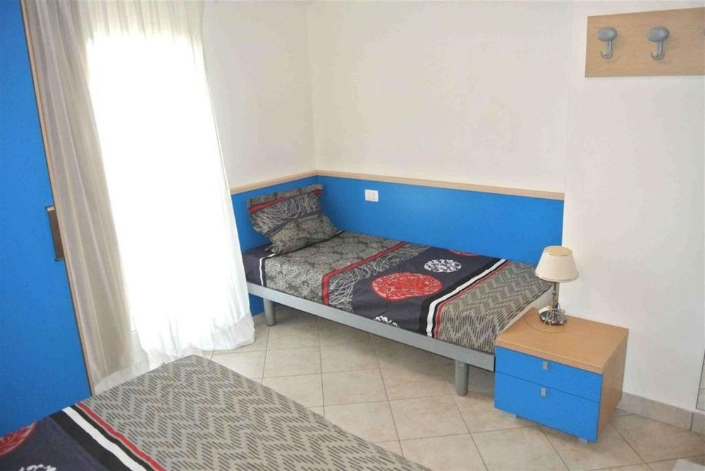 Apartment, Smoking