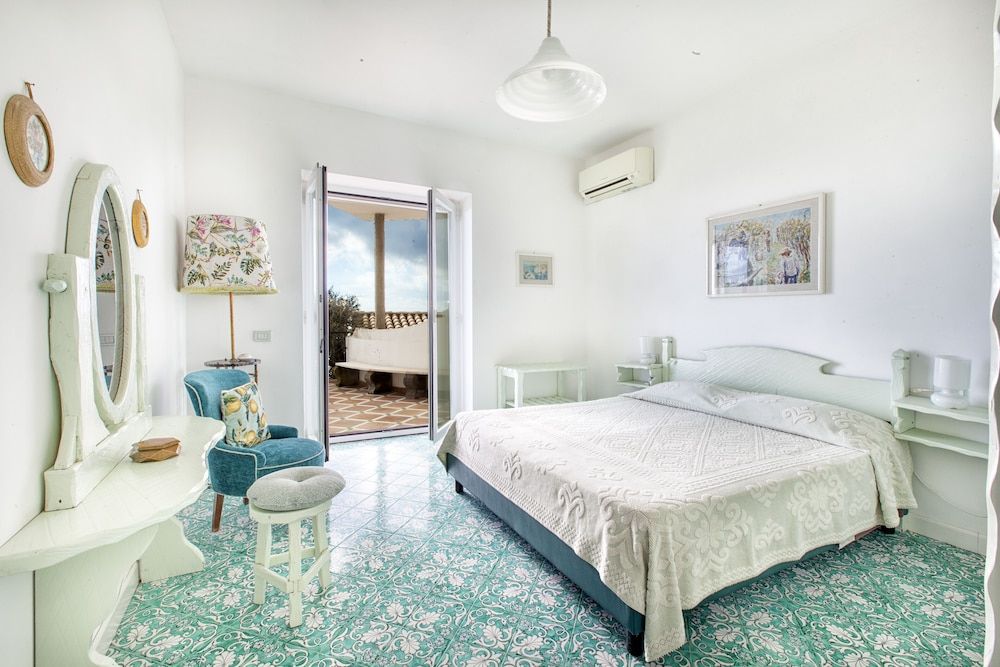 Villa, Sea View