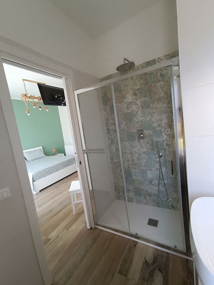 Dalie's House San leone centro Deluxe Room, Ensuite 5