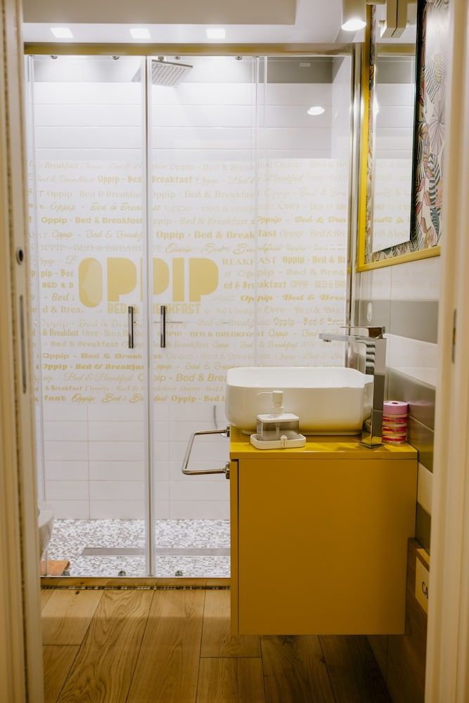 OPPIP Standard Double or Twin Room (Passerotto) 5