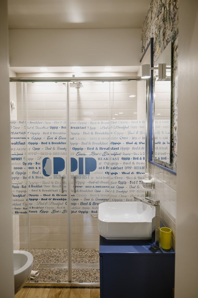 OPPIP Superior Room, City View (Farfalla) 3