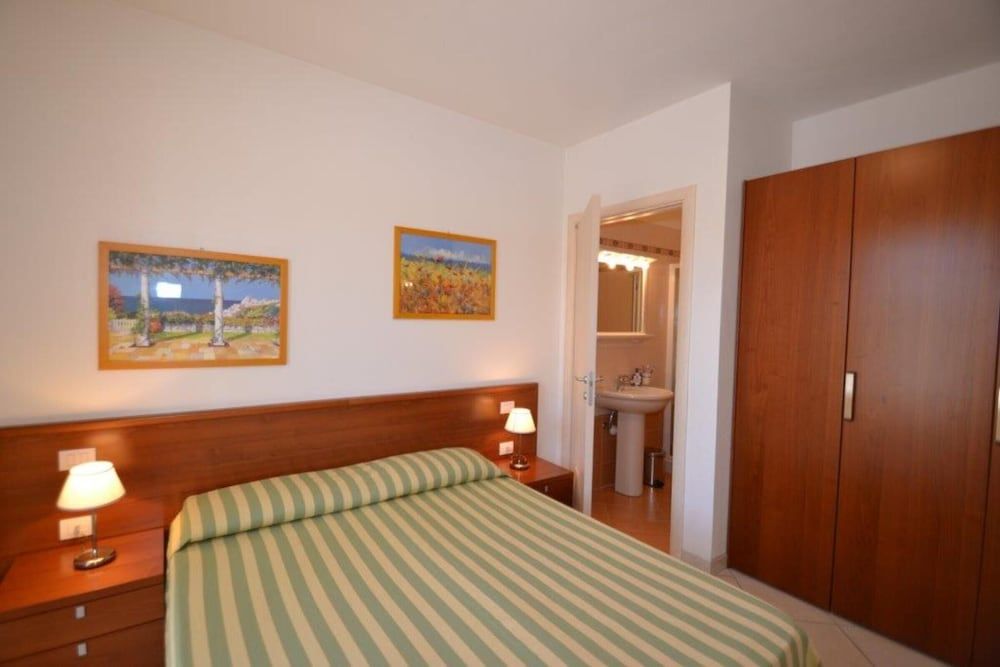 Apartment, 2 Bedrooms, Balcony, Garden View