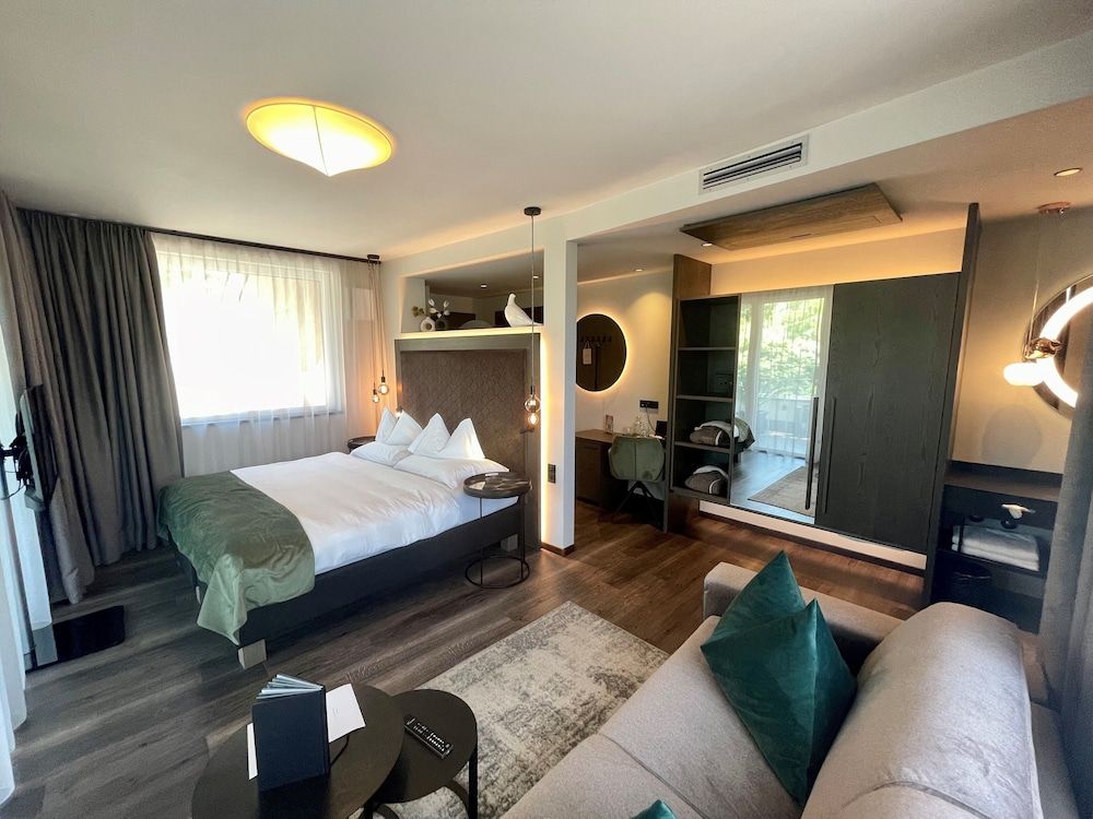 Exclusive Room