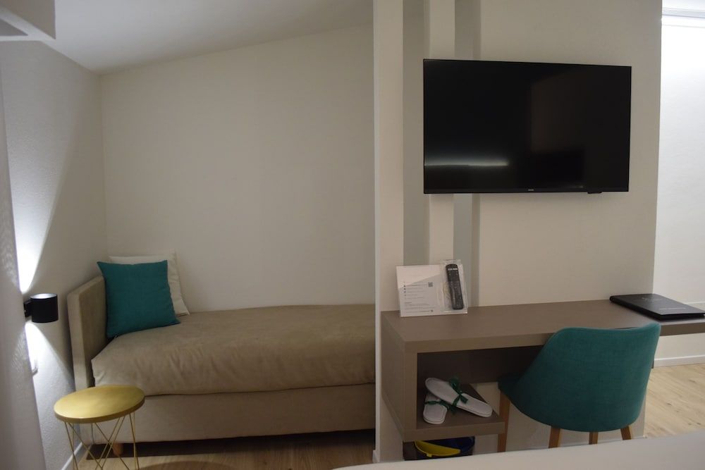 Chic & Charme Luxury Rooms Triple Room, Balcony 8