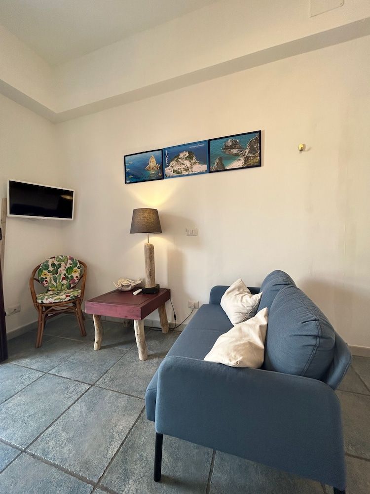 Arcobaleno Tropea Deluxe Room, Sea View 6