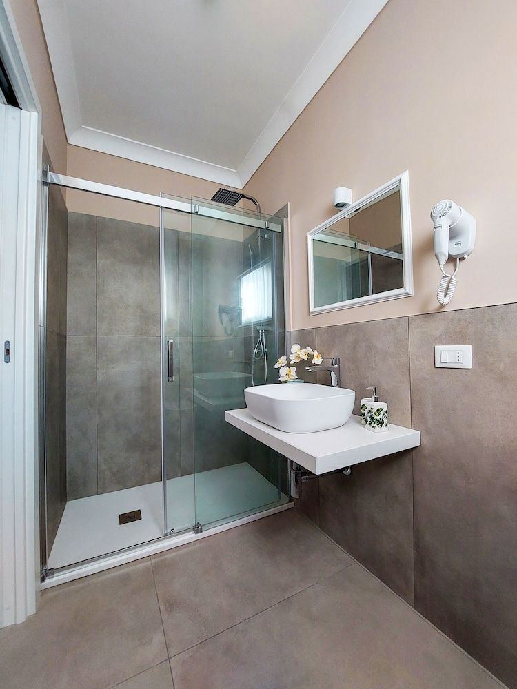 Le Palme Deluxe Double Room, 1 Bedroom, Ensuite, Garden View 6