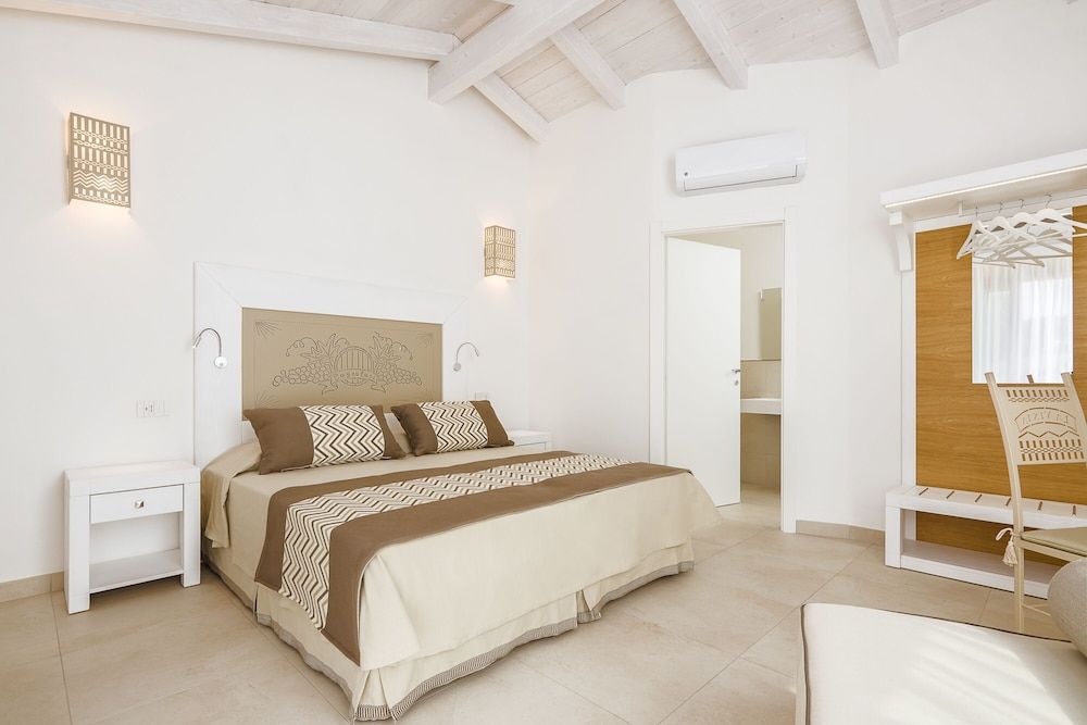 Deluxe Room, 1 King Bed, Non Smoking, Vineyard View