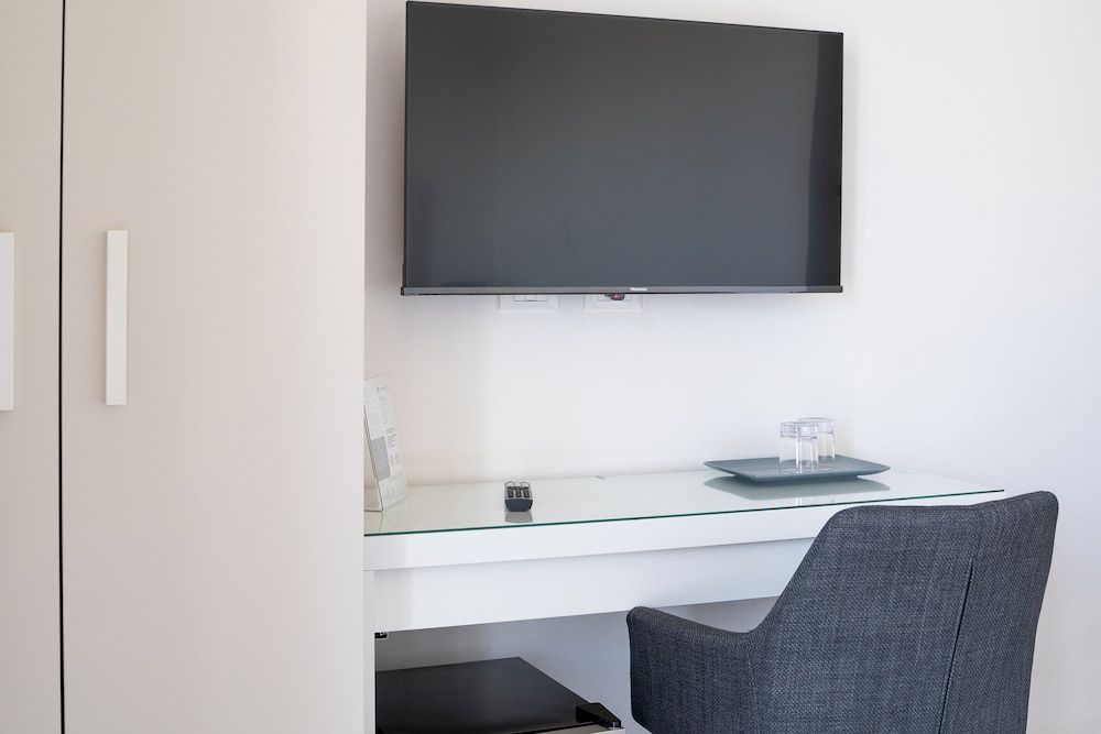 Villa Angela Suite Superior Double or Twin Room 12