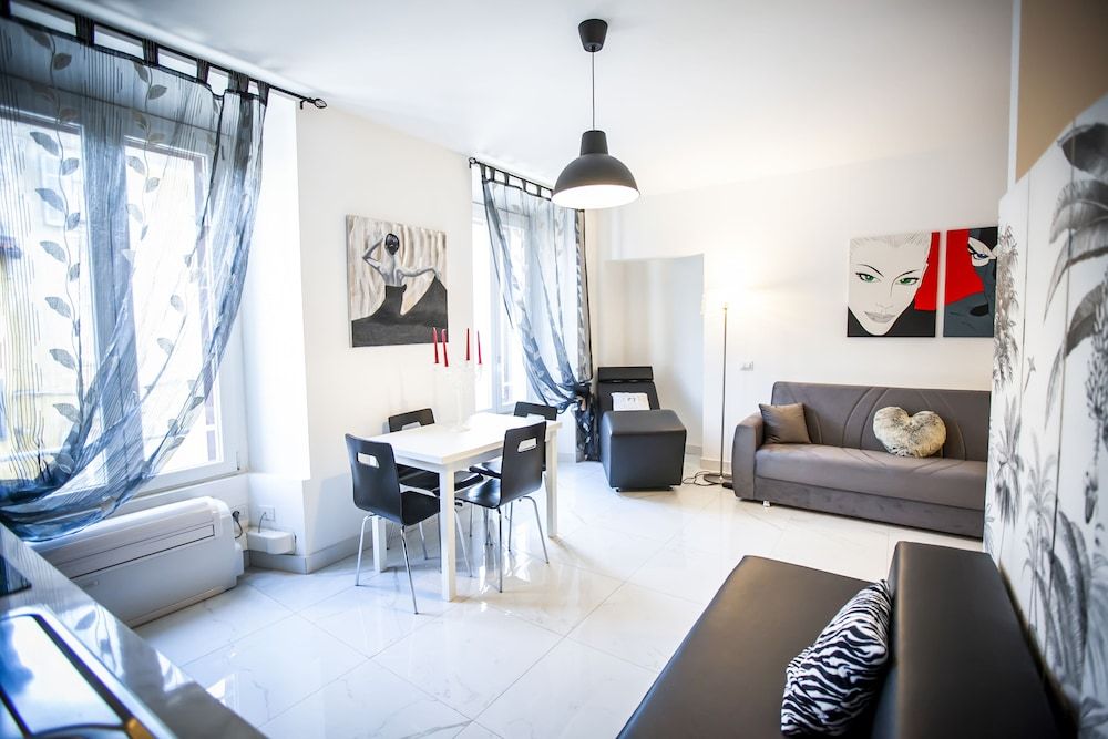 Suite Milano 76