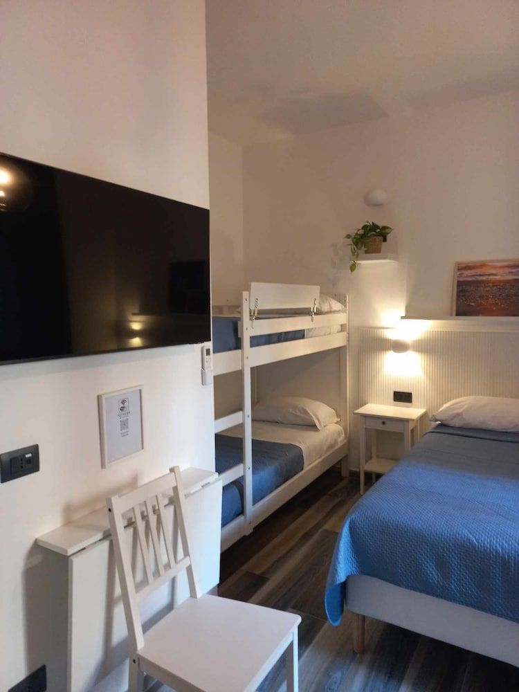 B&B Fronte Mare Family Quadruple Room 3