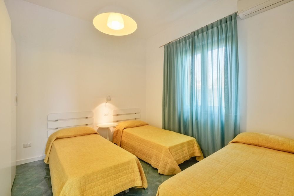 2 bedroom apartment with patio - dependance
